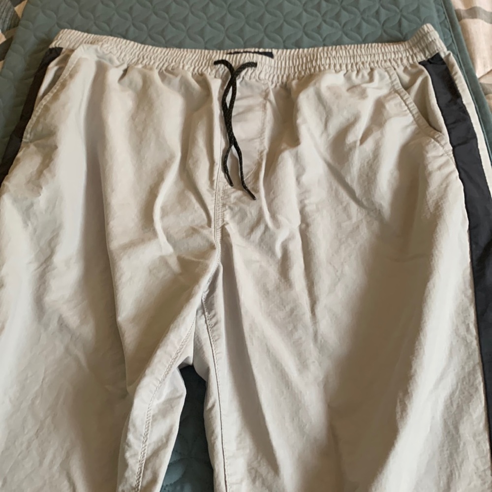 Aero men’s joggers